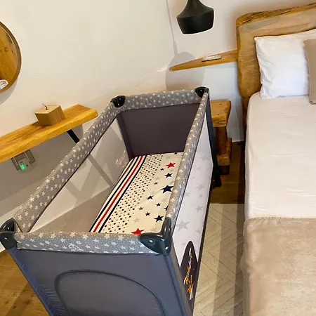 Vileta Auri فيلة Tushemisht